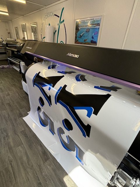 Mimaki CJV330-160 printing