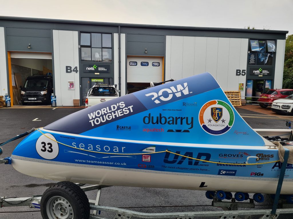 Nettl Signs boat with images from HP Latex 800W and Drytac media